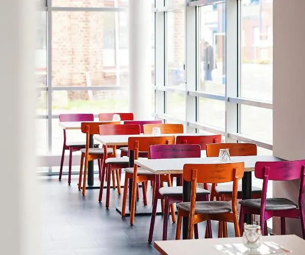 אכסניה Jbb Jugendgaestehaus *